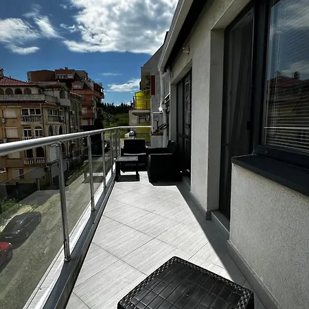 двустаен דירה *